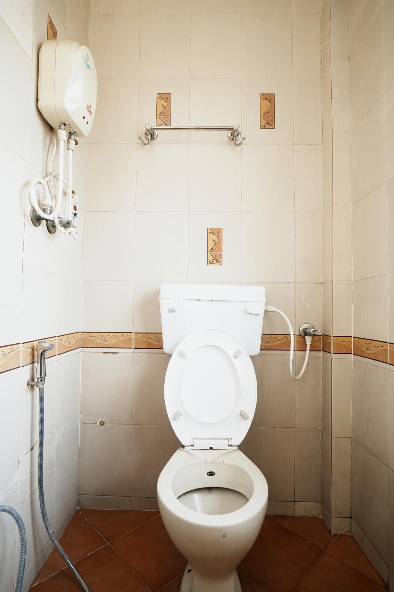 Hotel Della Comfort Near Ambreshwar Shiv Mandir, Ambernath Amarnath Bagian luar foto