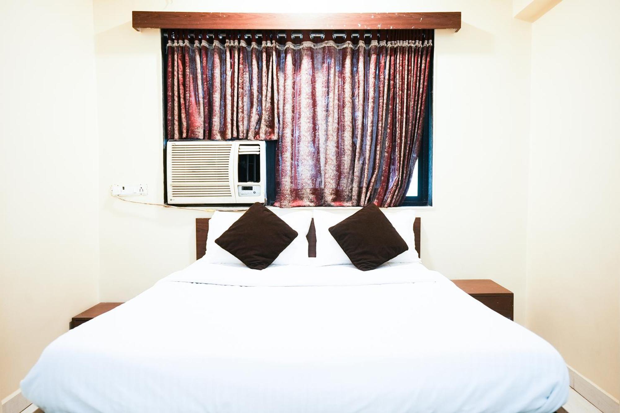 Hotel Della Comfort Near Ambreshwar Shiv Mandir, Ambernath Amarnath Bagian luar foto
